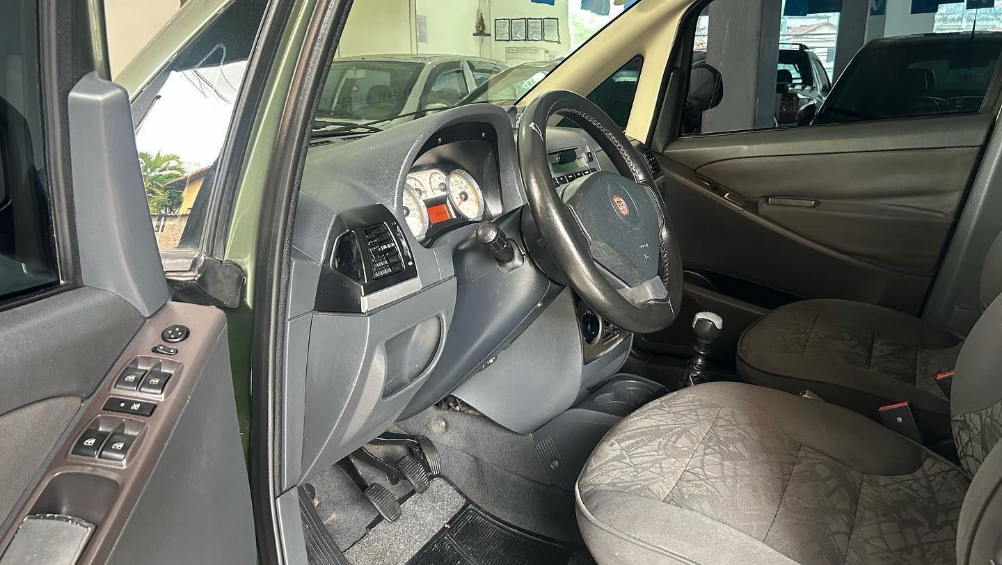 FIAT IDEA ADVENTURY 1.0 2010