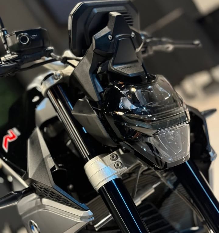 BMW – F900R 2023 Preto