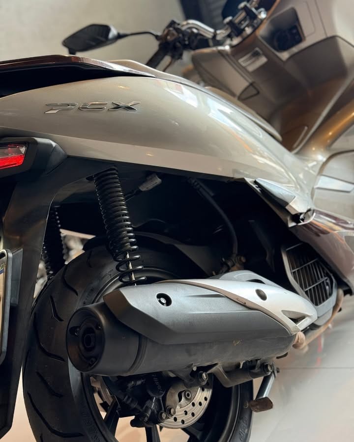 HONDA – PCX 150 DLX 2022 Prata