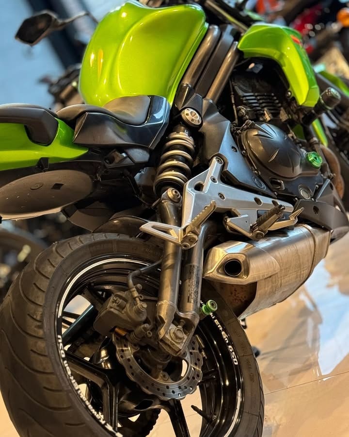 KAWASAKI – ER-6N 2013